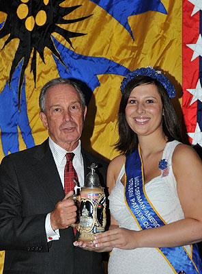 Mayor Michael Bloomberg enjoyed both, his new German made Steuben Parade Stein and the presence of Miss German-America, Virginia Kovak.