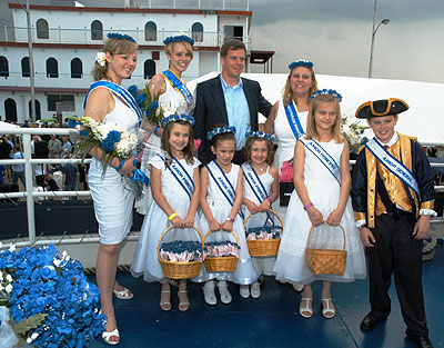 Parade Chairman Lars Halter with the new Queen & Court