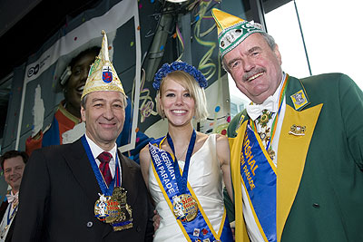 Denise Manukian and Erik Bettermann at a reception with Jrgen Nimptsch, Lord Mayor of Bonn